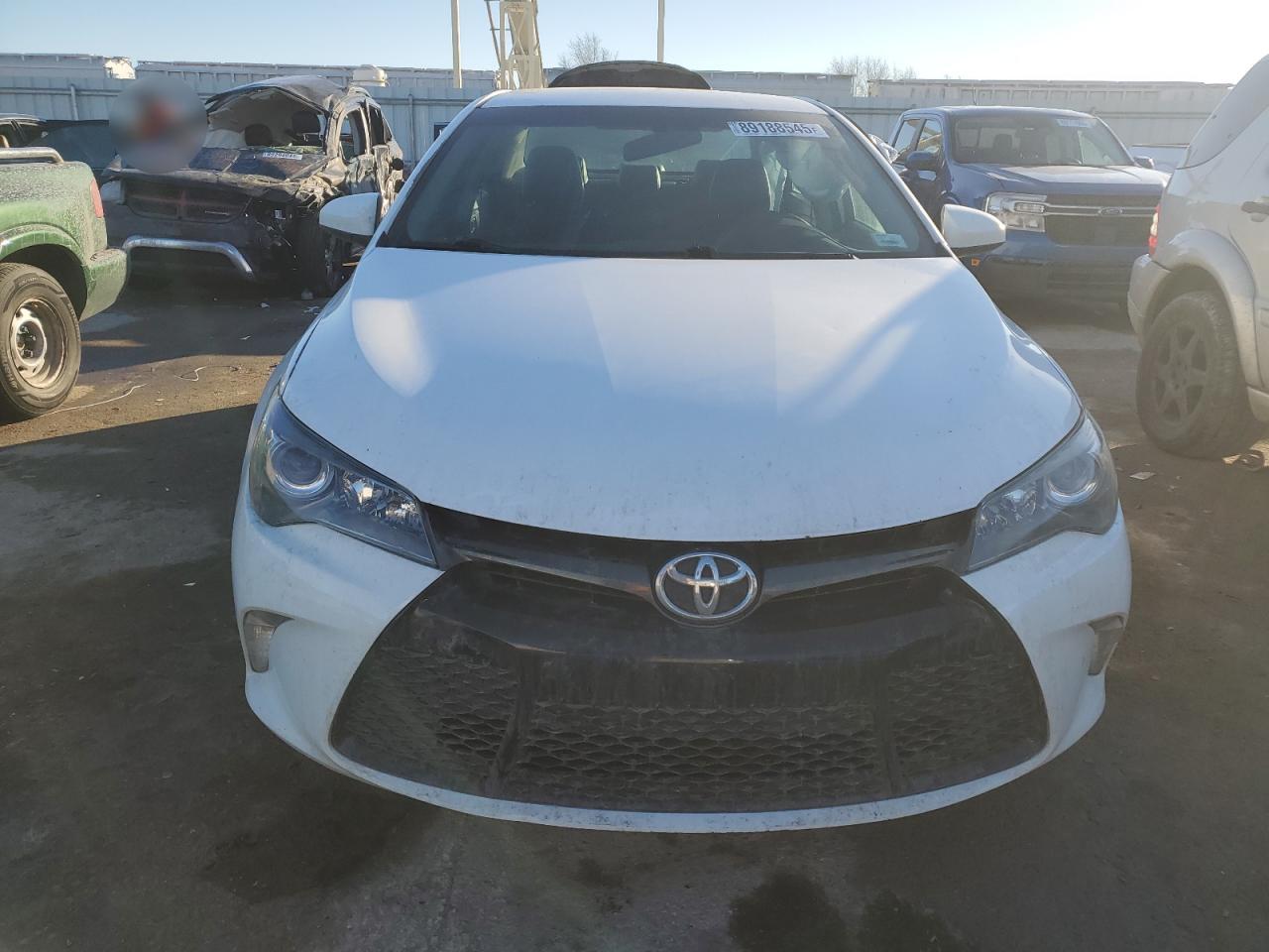2015 Toyota Camry VIN 4T1BF1FKXFU102795 Copart auction photo, side damage thumbnail 5