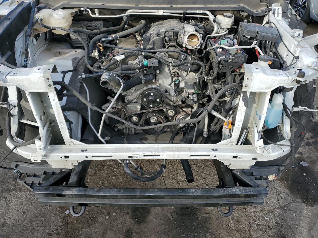 2018 GMC Canyon VIN 1GTG6EEN1J1107696 Copart auction photo, front end damage thumbnail 11