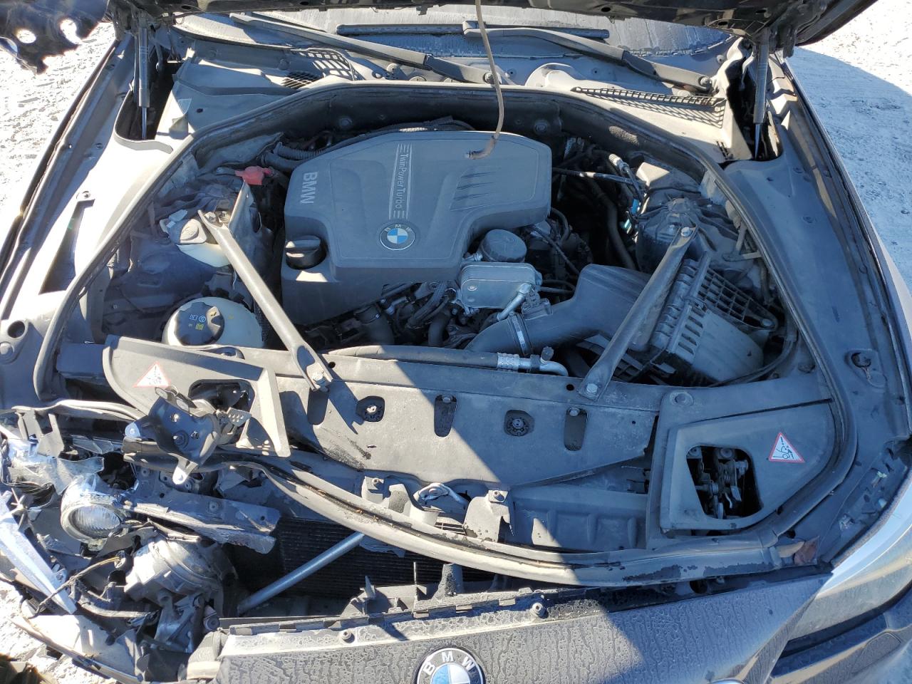 2016 BMW 5er VIN WBA5A5C59GD525680 Copart auction photo, front end damage thumbnail 12