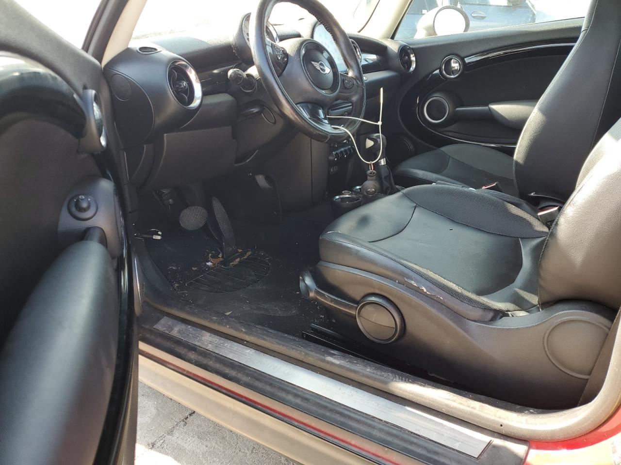2012 MINI Cooper VIN WMWSU3C51CT254662 Copart auction photo, minor dent/scratches damage thumbnail 8