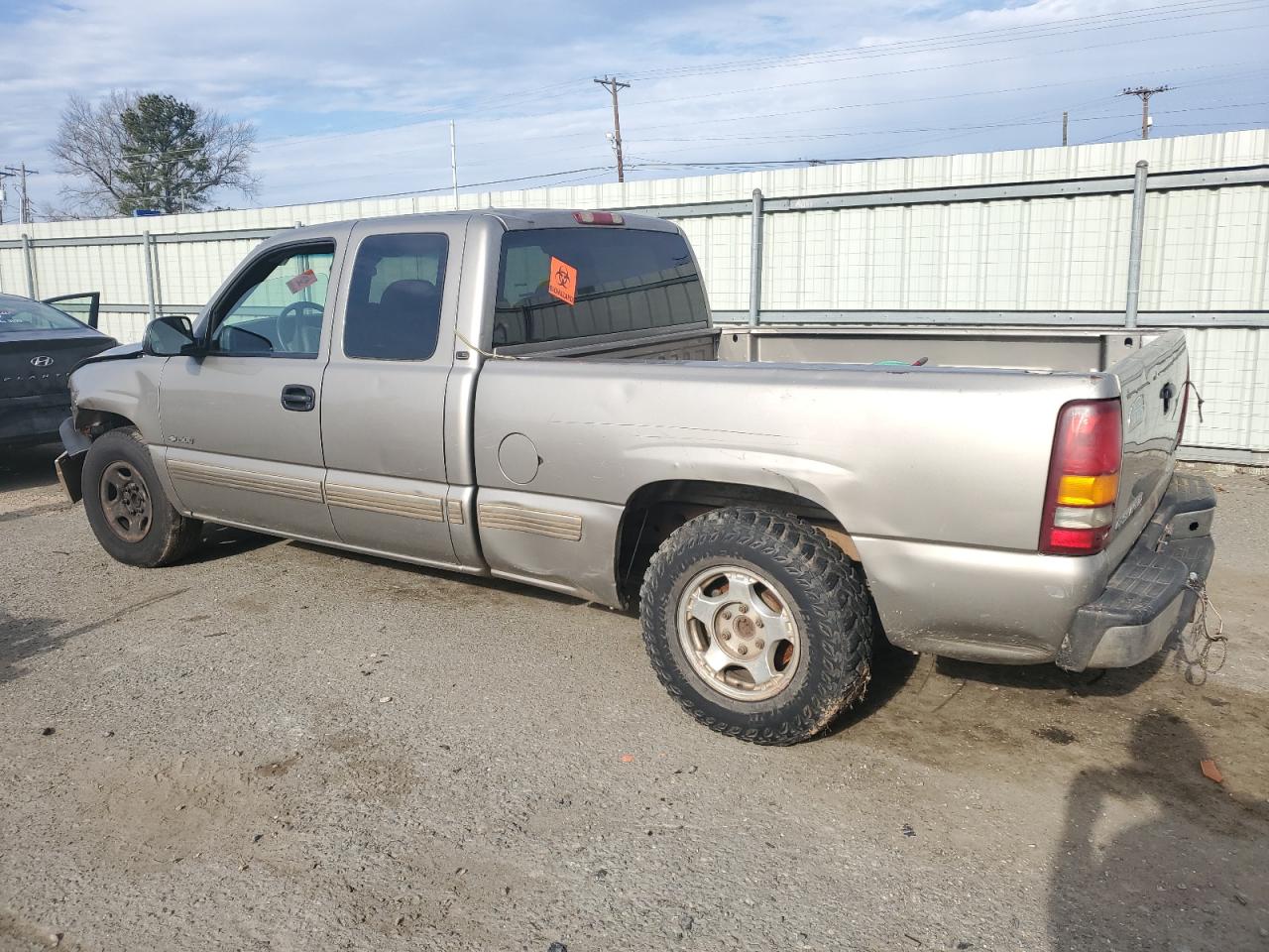 2001 Chevrolet Silverado VIN 2GCEC19W611361507 Copart auction photo, all over damage thumbnail 2