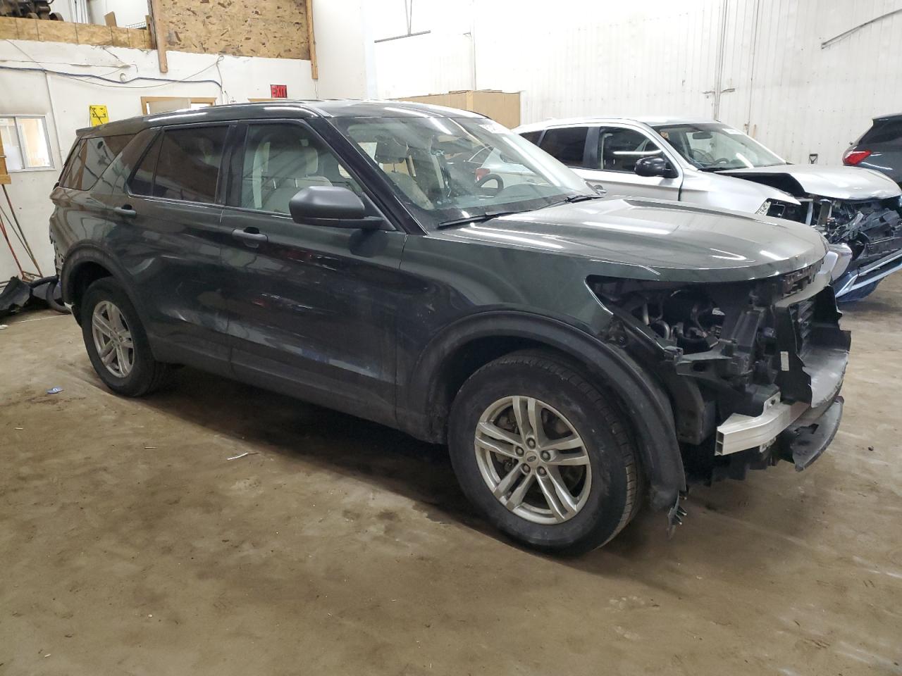 2022 Ford Explorer VIN 1FMSK8BH0NGC20396 Copart auction photo, all over damage thumbnail 4