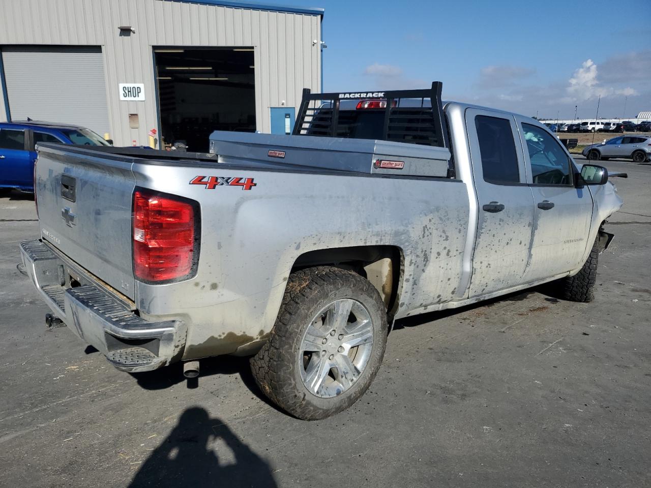 2019 Chevrolet Silverado VIN 2GCVKMEC5K1186152 Copart auction photo, front end damage thumbnail 3