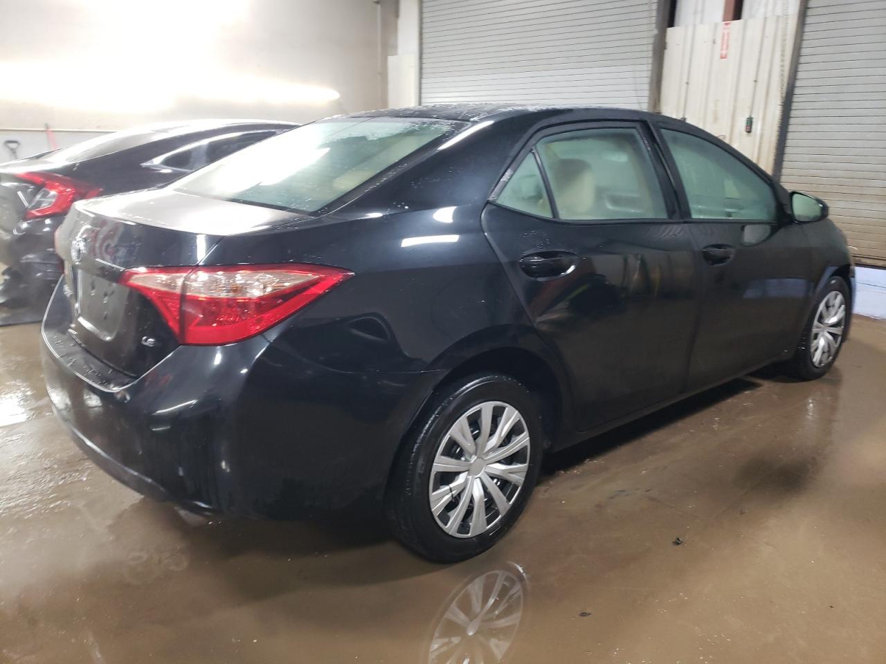 2018 Toyota Corolla VIN 2T1BURHEXJC046363 Copart auction photo, front end damage thumbnail 3