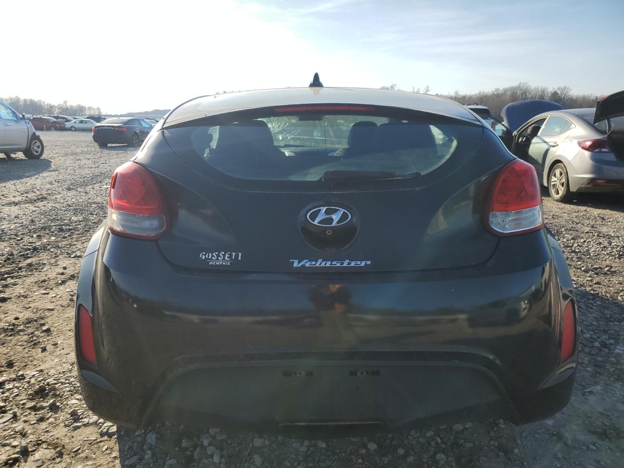 2015 Hyundai Veloster VIN KMHTC6AD6FU228929 Copart auction photo, front end / side damage thumbnail 6
