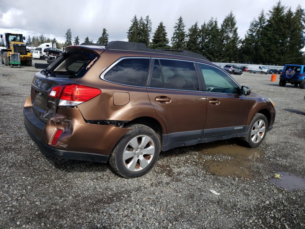 2011 Subaru Outback VIN 4S4BRBCC0B3379000 Copart auction photo, rear end damage thumbnail 3