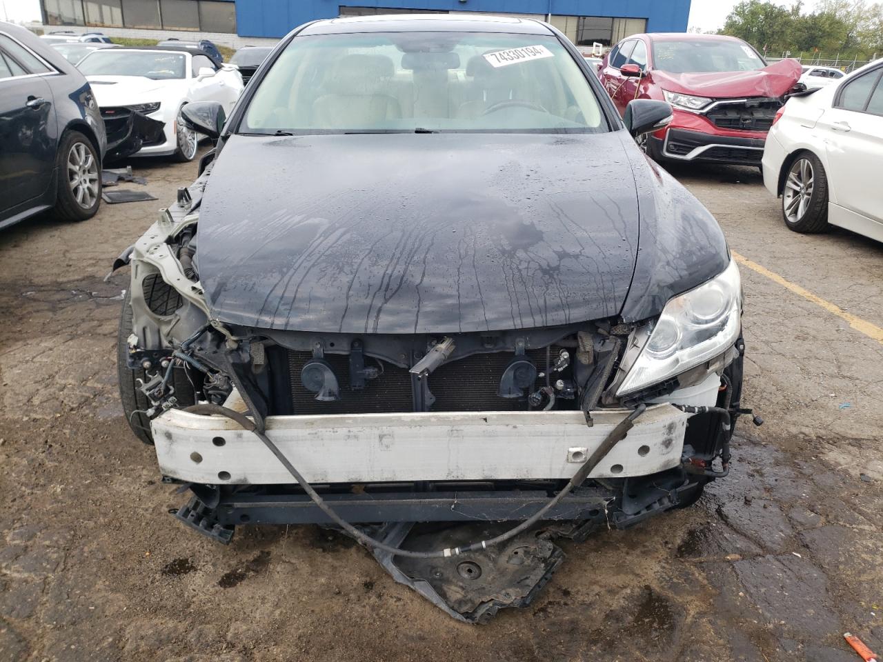 2010 Lexus LS VIN JTHCL5EF6A5008718 Copart auction photo, front end damage thumbnail 5