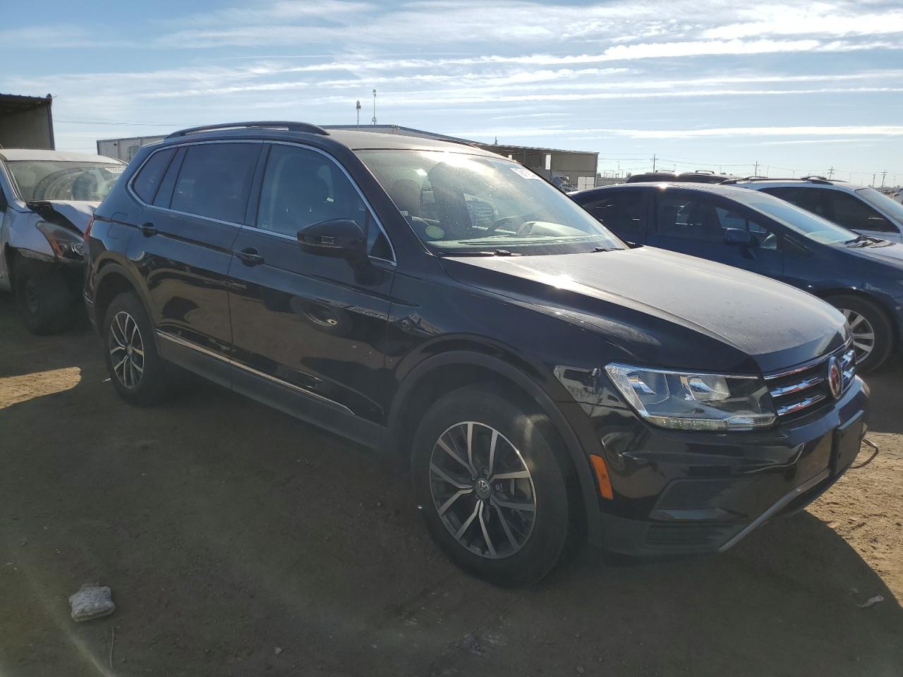 2020 Volkswagen Tiguan VIN 3VV2B7AX8LM116217 Copart auction photo, side damage thumbnail 4