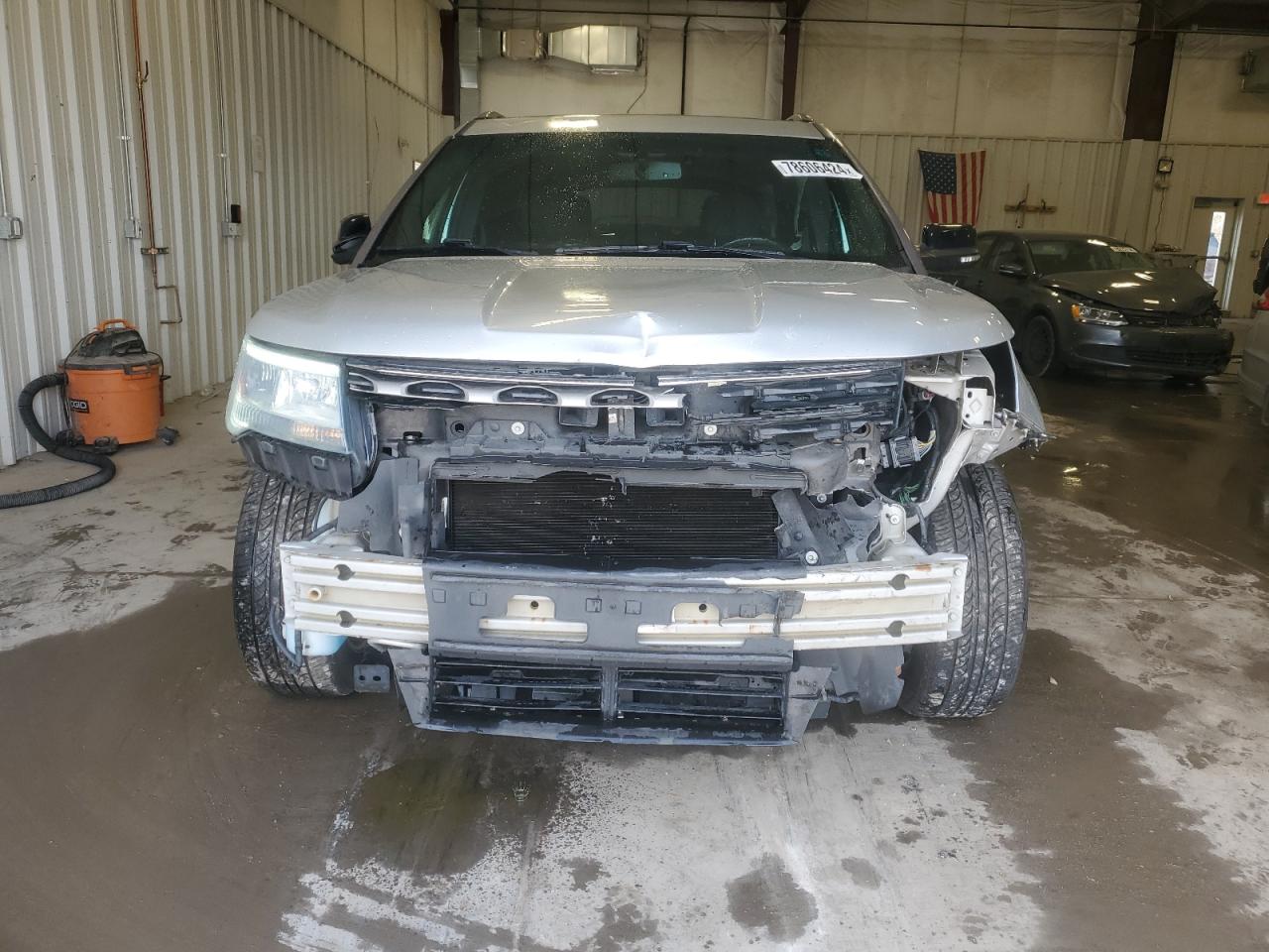 2016 Ford Explorer VIN 1FM5K8D82GGB00600 Copart auction photo, front end damage thumbnail 5
