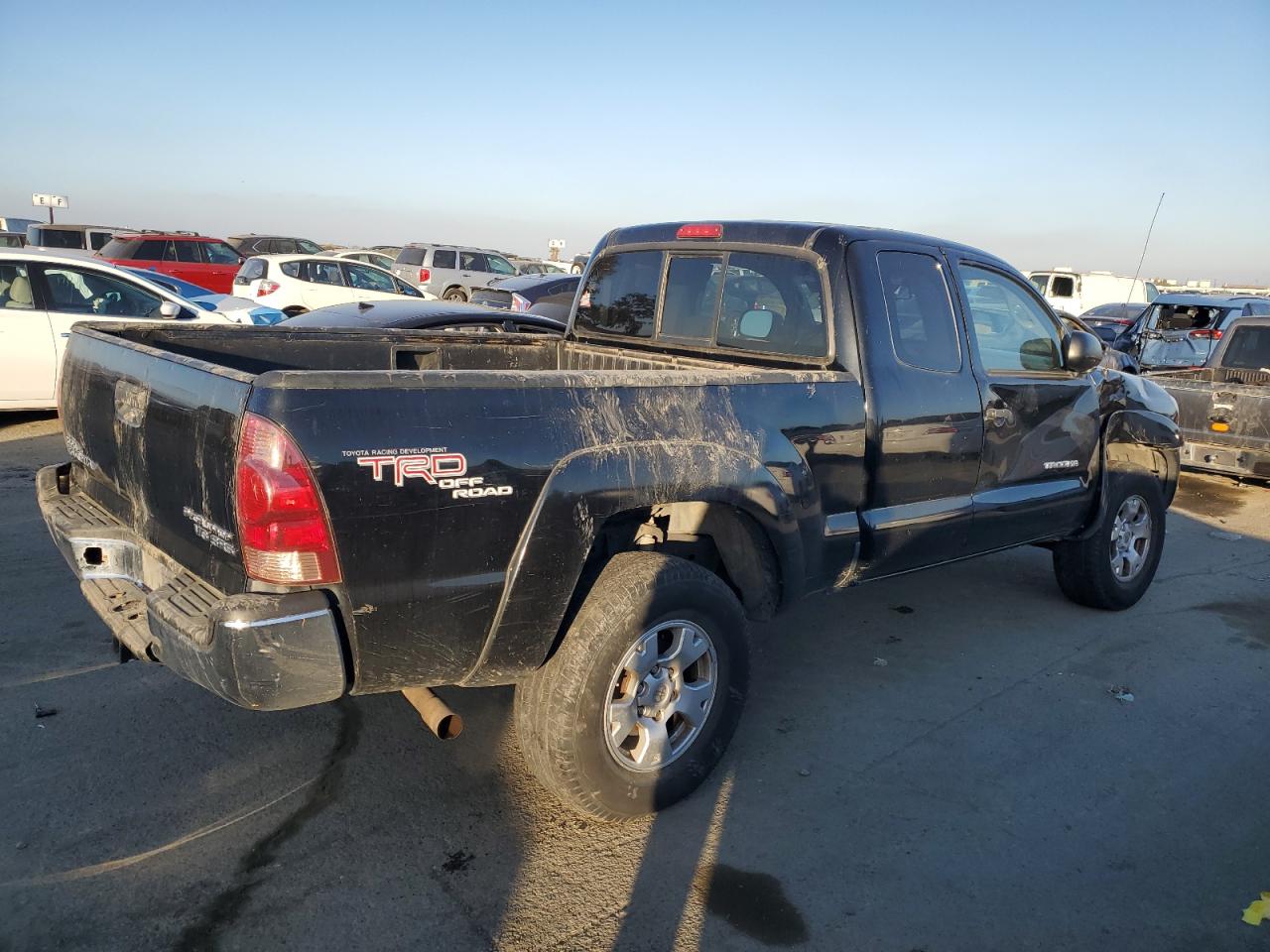 2006 Toyota Tacoma VIN 5TETU62N26Z257473 Copart auction photo, side / front end damage thumbnail 3
