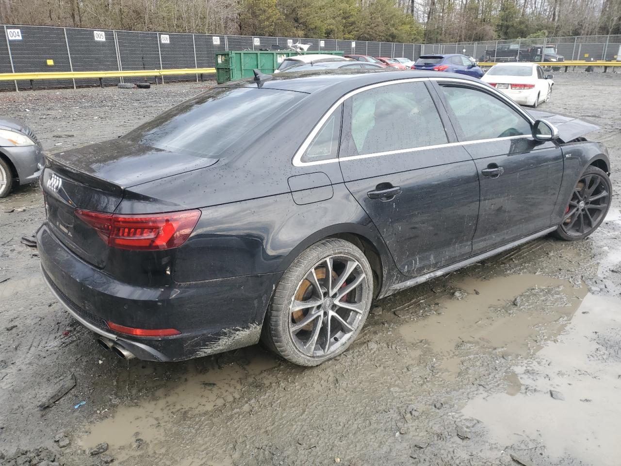 2018 Audi RS4 VIN WAUB4AF46JA062895 Copart auction photo, front end / side damage thumbnail 3