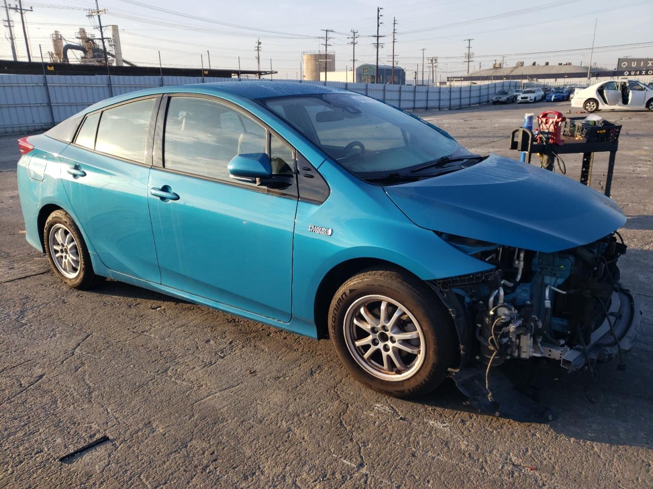 2017 Toyota Prius VIN JTDKARFP4H3036363 Copart auction photo, front end damage thumbnail 4