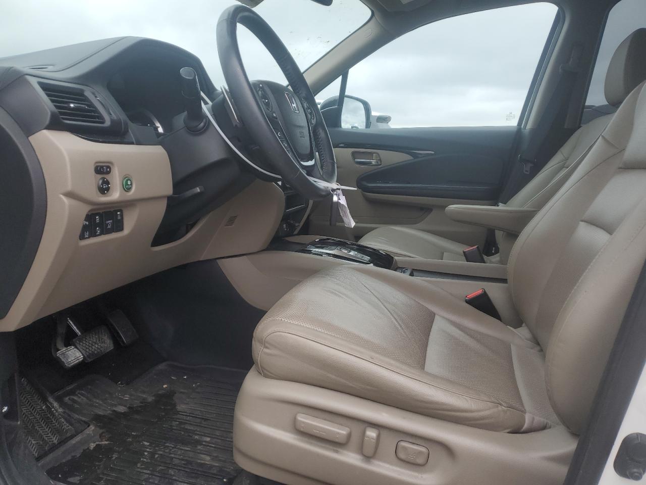 2020 Honda Ridgeline VIN 5FPYK3F74LB020221 Copart auction photo, front end / minor dent/scratches damage thumbnail 7