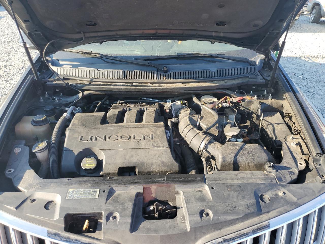 2011 Lincoln MKT VIN 2LMHJ5FR0BBJ52929 Copart auction photo, front end damage thumbnail 12