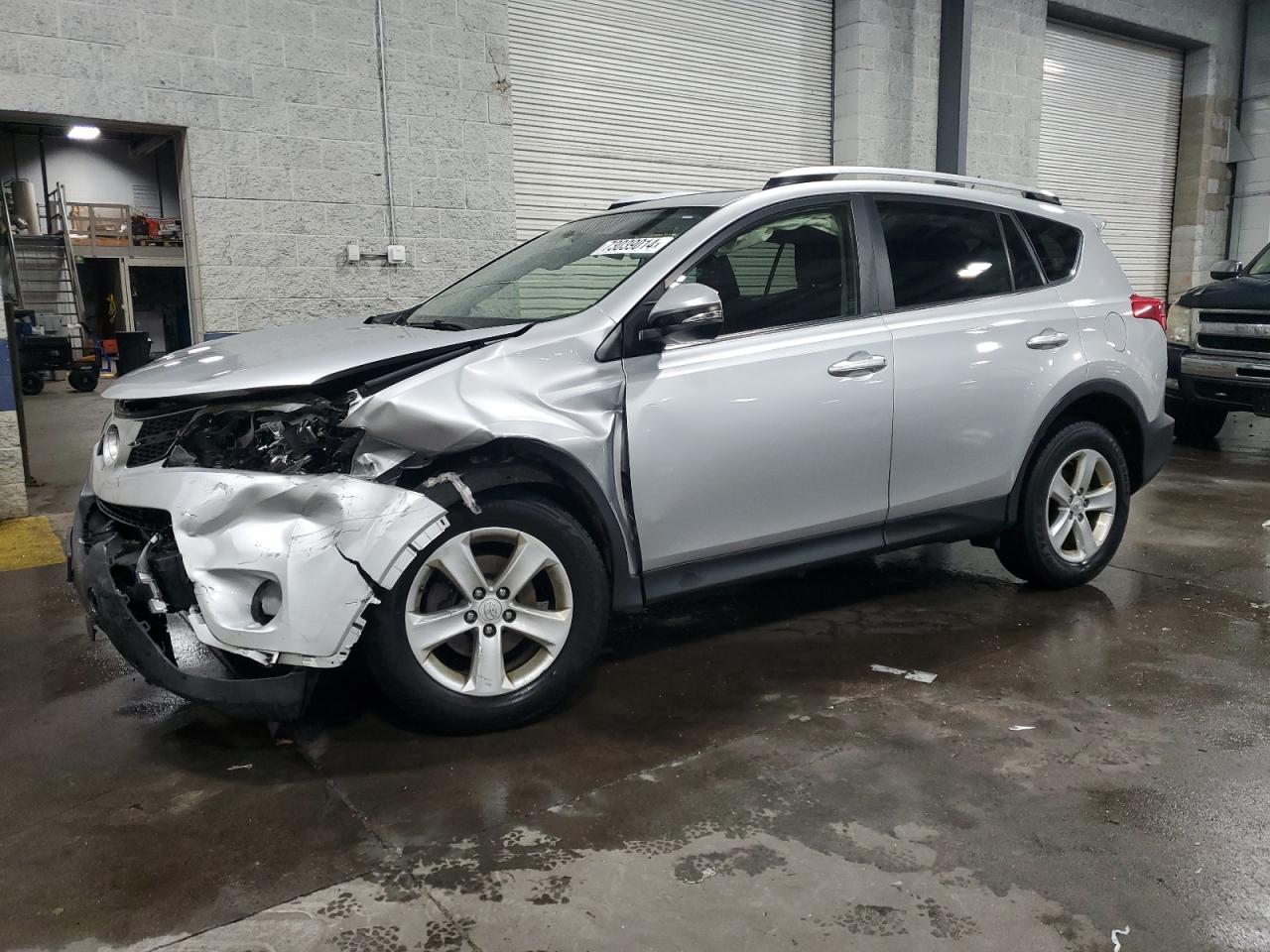 2014 Toyota RAV 4 VIN JTMRFREVXED077327