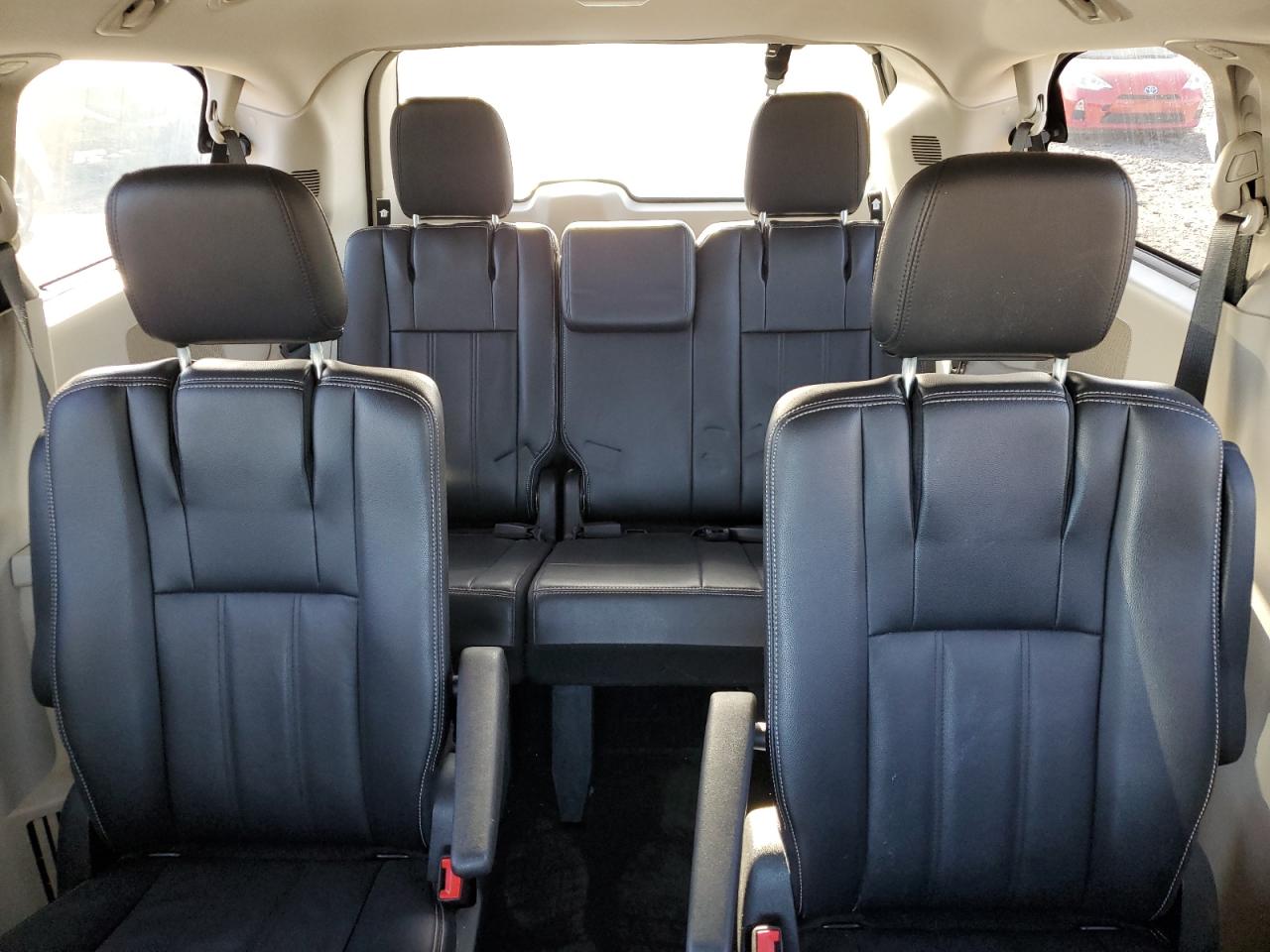 2014 Chrysler Town & Country VIN 2C4RC1BG2ER437252 Copart auction photo, front end damage thumbnail 10