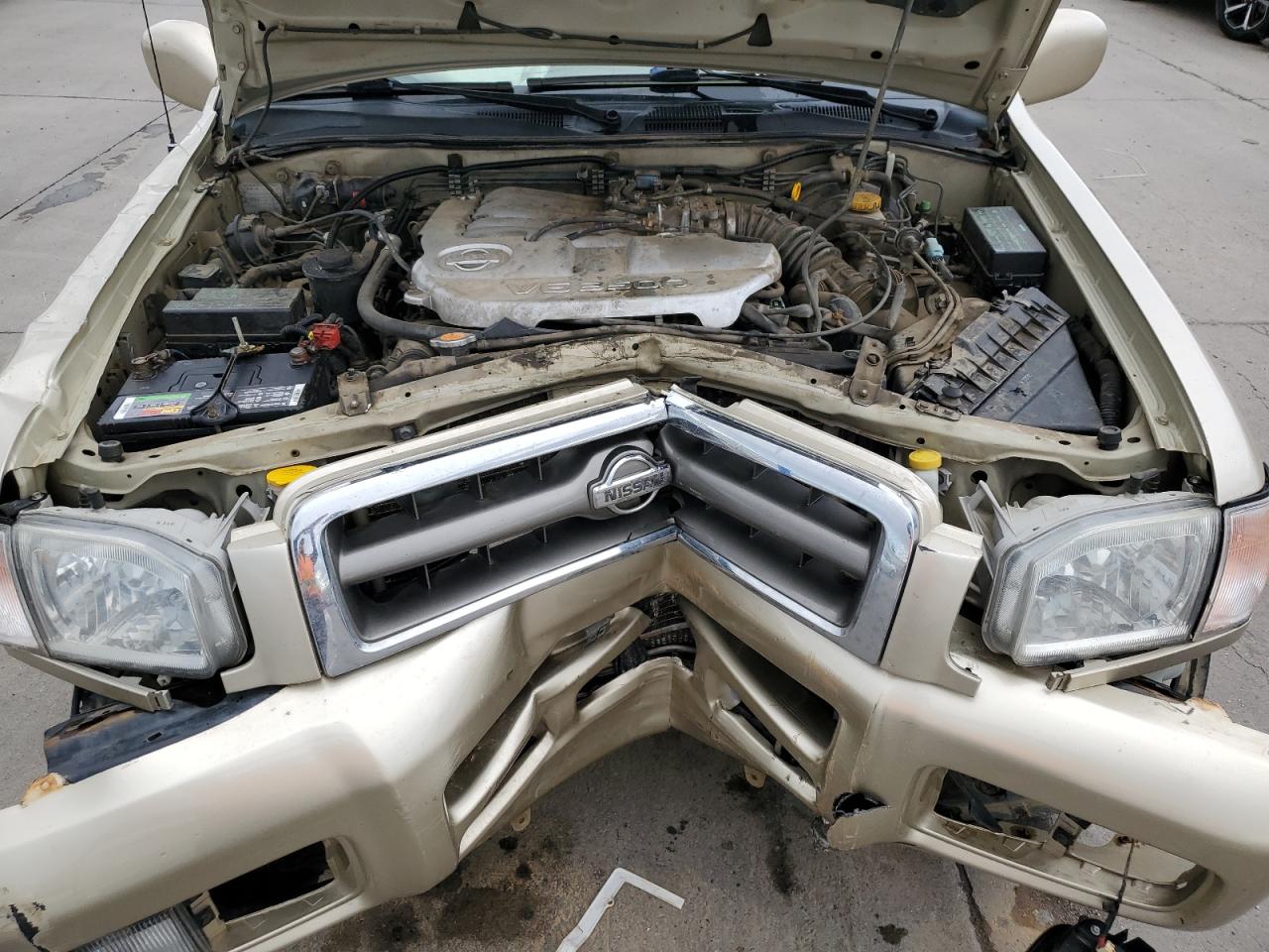 2001 Nissan Pathfinder VIN JN8DR09Y61W596752 Copart auction photo, front end damage thumbnail 11