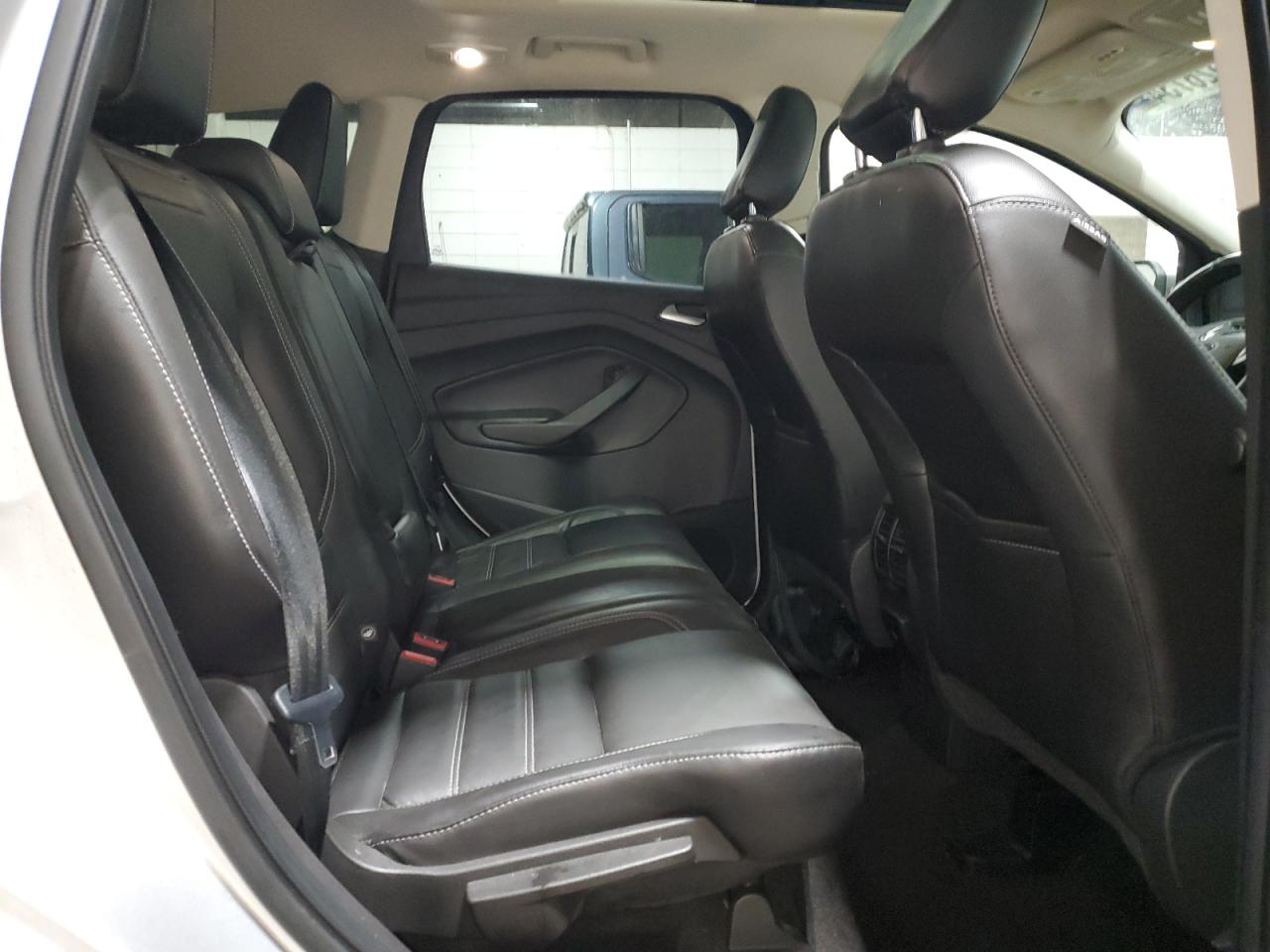 2018 Ford Escape VIN 1FMCU9J9XJUA09944 Copart auction photo, front end damage thumbnail 11