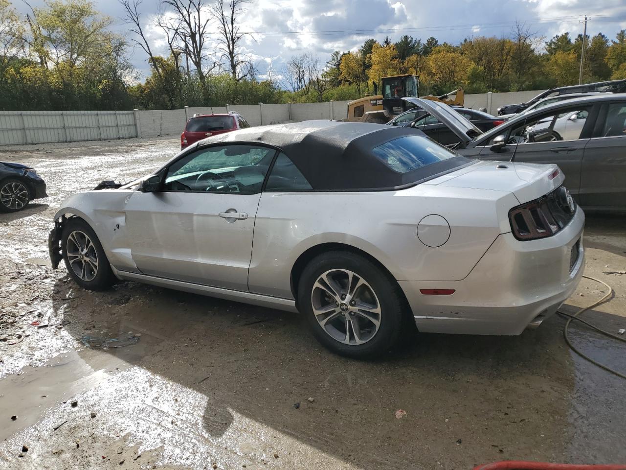 2014 Ford Mustang VIN 1ZVBP8EM6E5302401 Copart auction photo, front end damage thumbnail 2