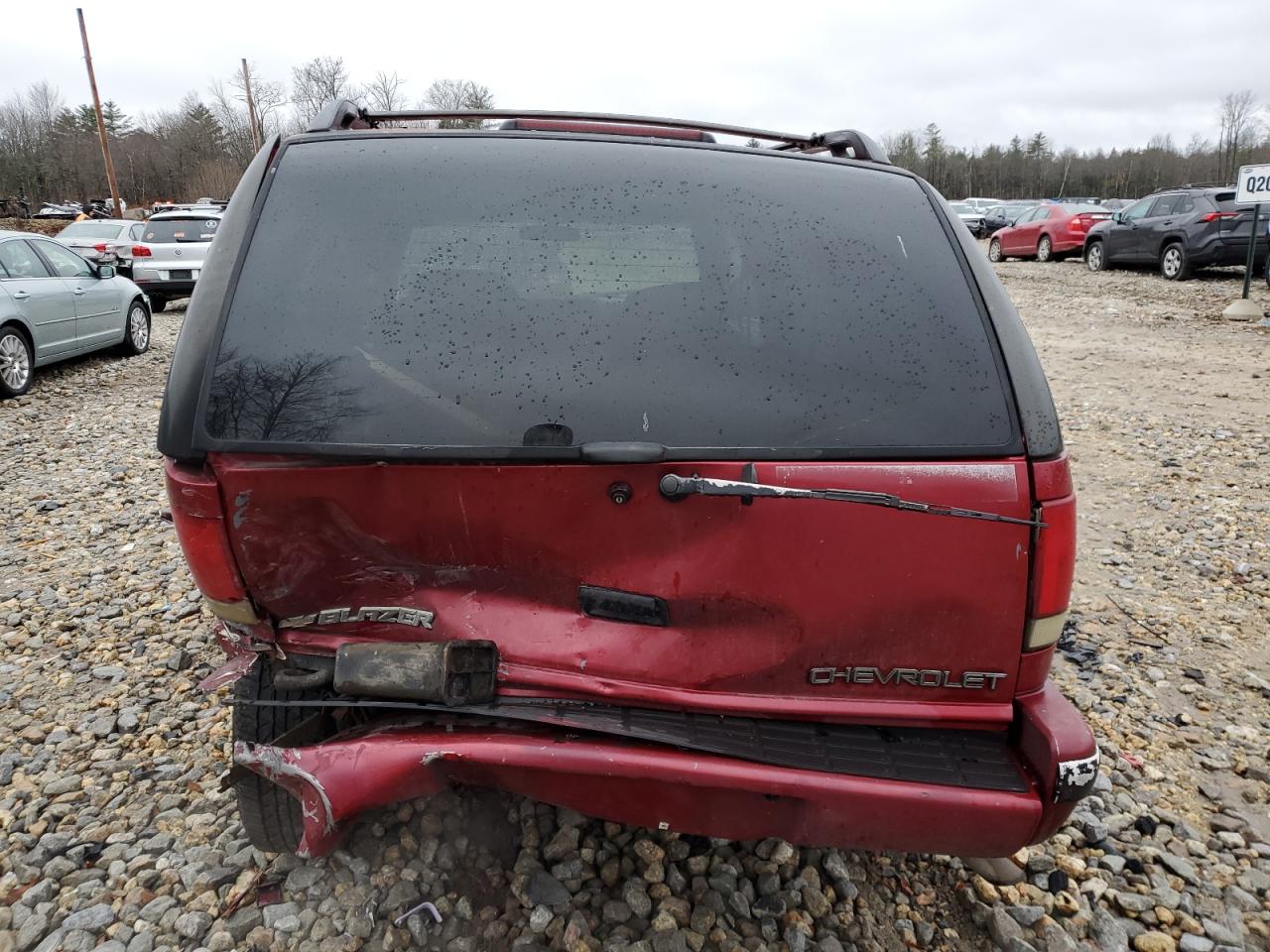 1997 Chevrolet Blazer VIN 1GNDT13W6V2182627 Copart auction photo, side / rear end damage thumbnail 6