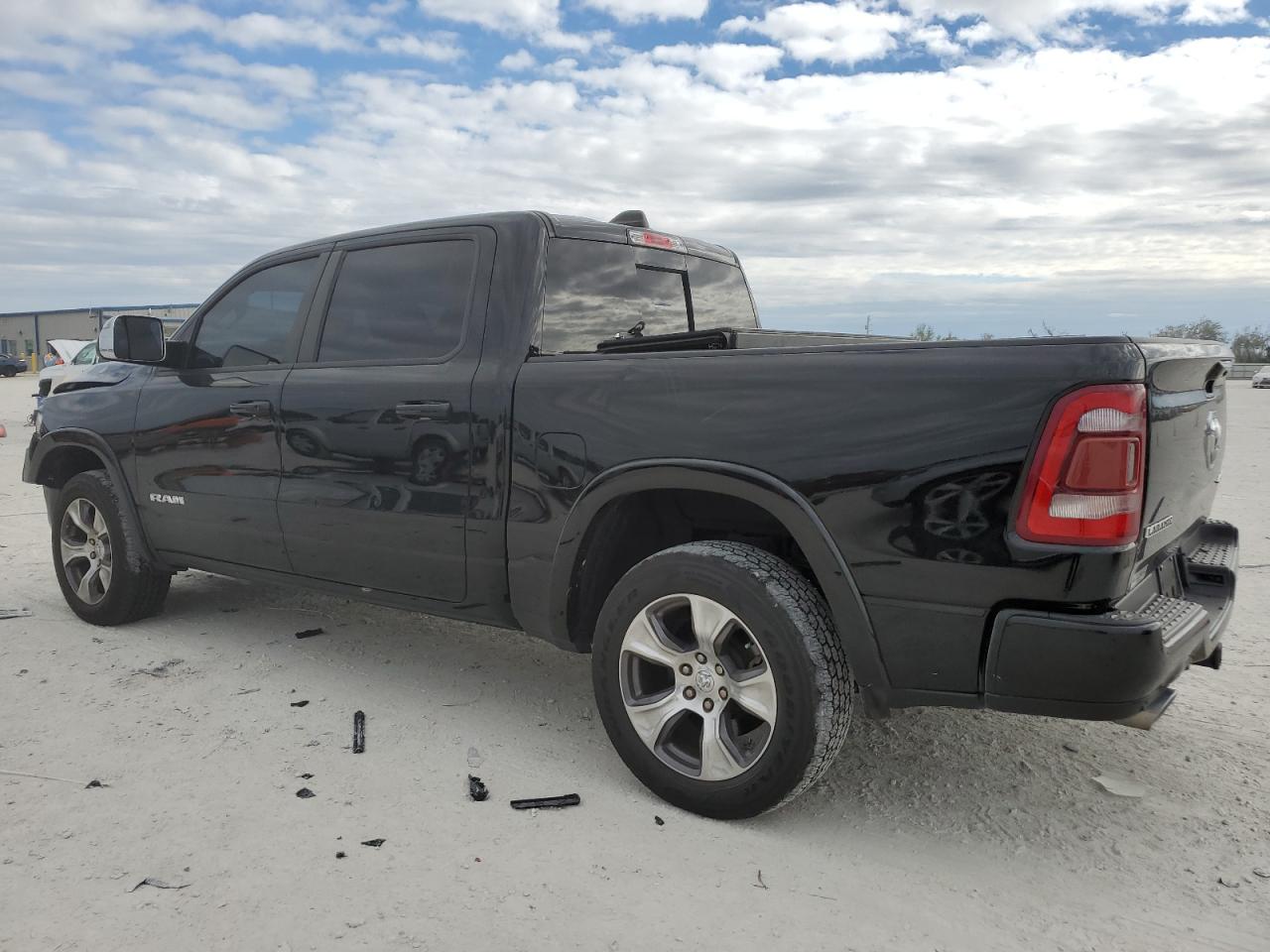 2020 RAM 1500 VIN 1C6SRFJM4LN392322 Copart auction photo, front end / minor dent/scratches damage thumbnail 2