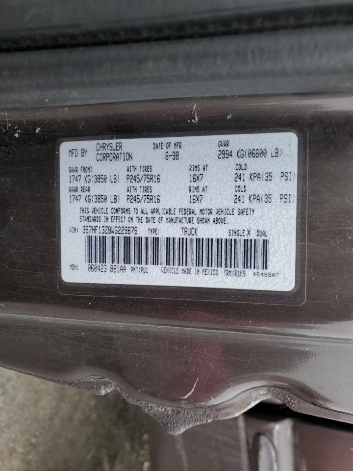 1998 Dodge RAM VIN 3B7HF13Z8WG229676 Copart auction photo, front end / side damage thumbnail 12