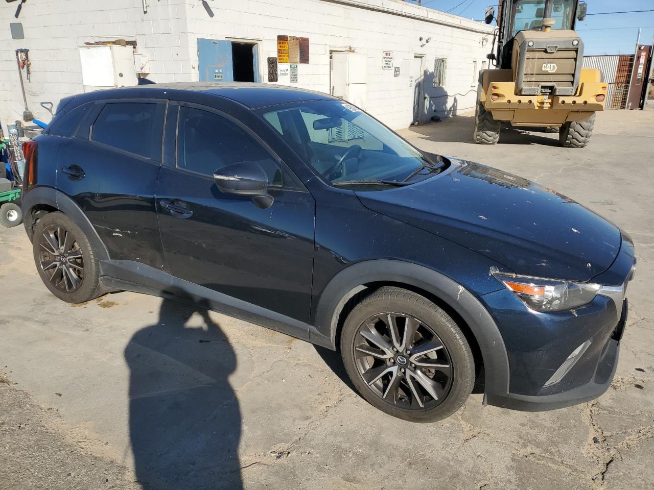 2017 Mazda CX-3 VIN JM1DKDC74H0165654 Copart auction photo, side damage thumbnail 4