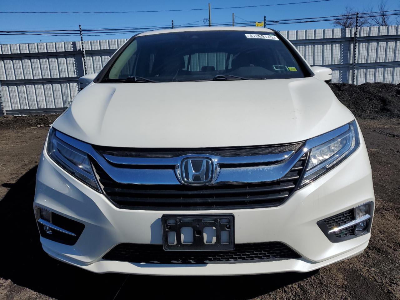 2019 Honda Odyssey VIN 5FNRL6H93KB072349 Copart auction photo, vandalism / minor dent/scratches damage thumbnail 5
