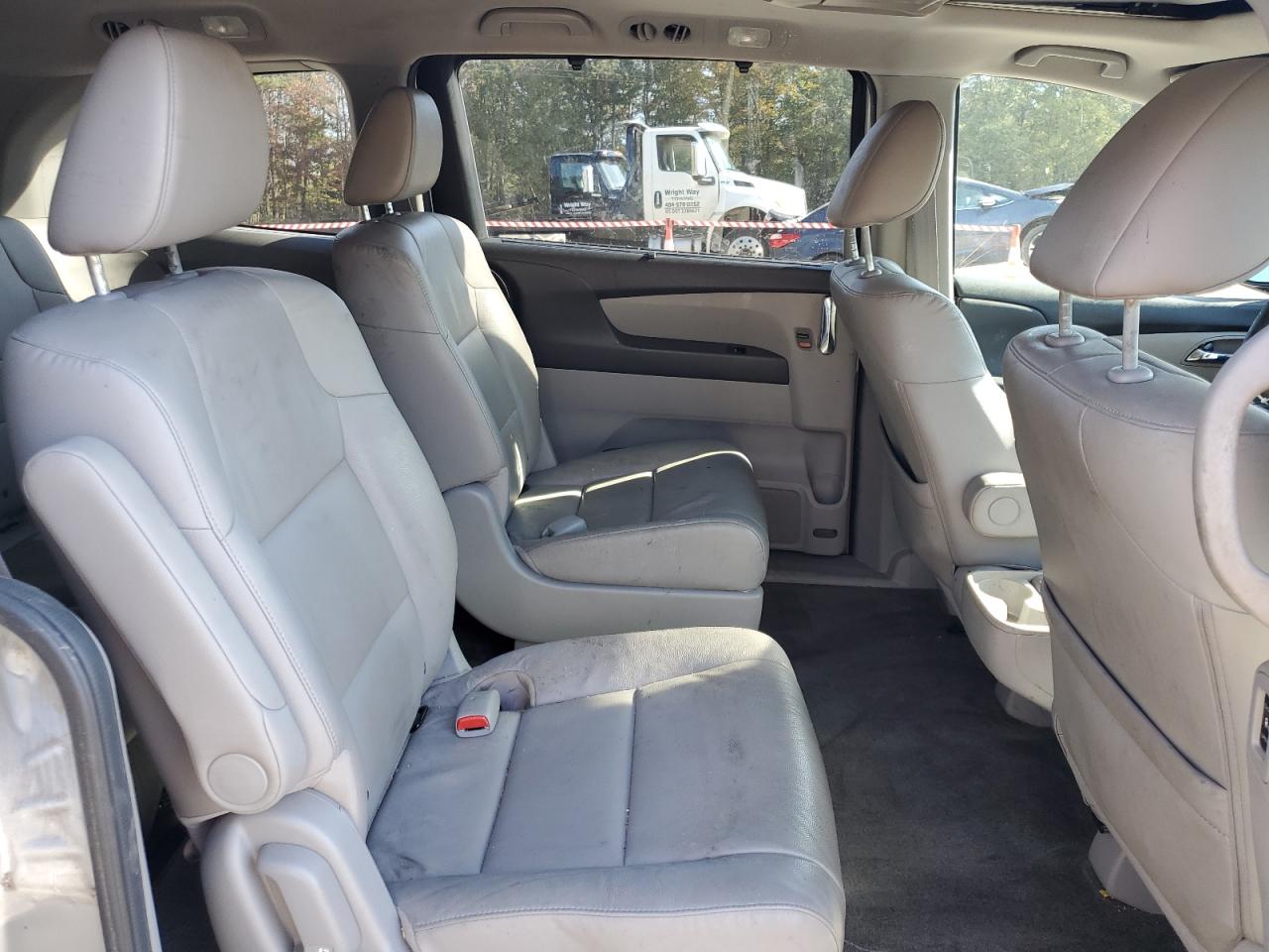 2015 Honda Odyssey VIN 5FNRL5H60FB019081 Copart auction photo, side / front end damage thumbnail 11