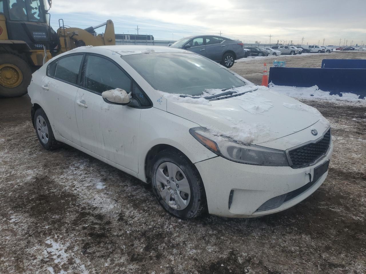 2018 KIA Forte VIN 3KPFK4A75JE218600 Copart auction photo, rear end damage thumbnail 4