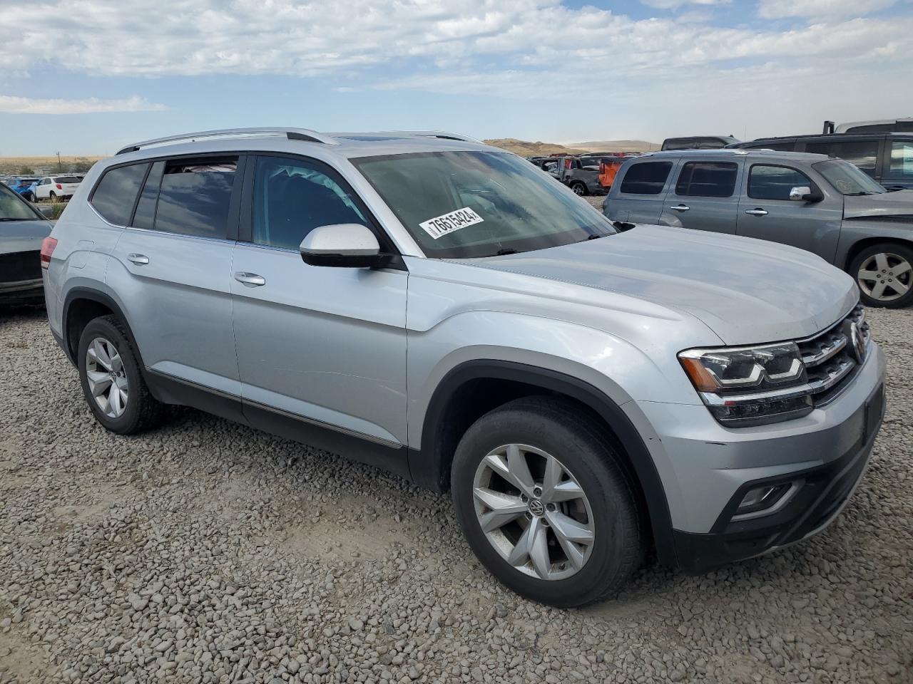2019 Volkswagen Atlas VIN 1V2MR2CA7KC549637 Copart auction photo, side damage thumbnail 4