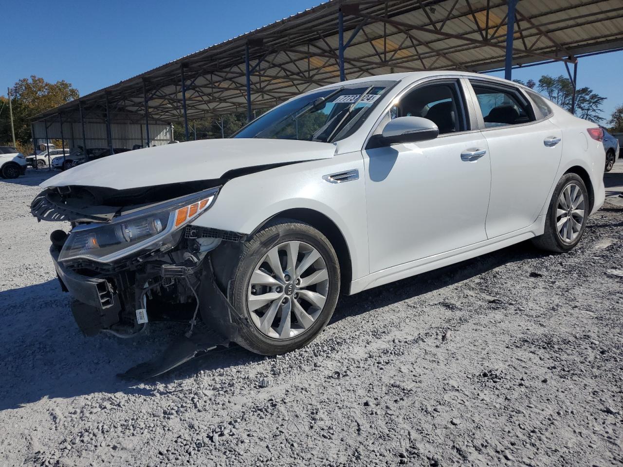 2018 KIA Optima VIN 5XXGT4L38JG236561