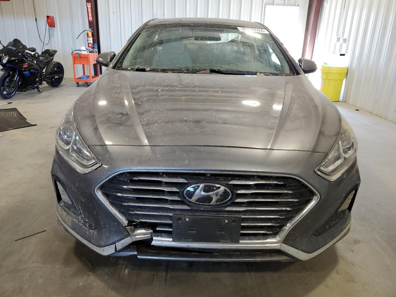 2018 Hyundai Sonata VIN 5NPE24AF8JH664870 Copart auction photo, all over damage thumbnail 5