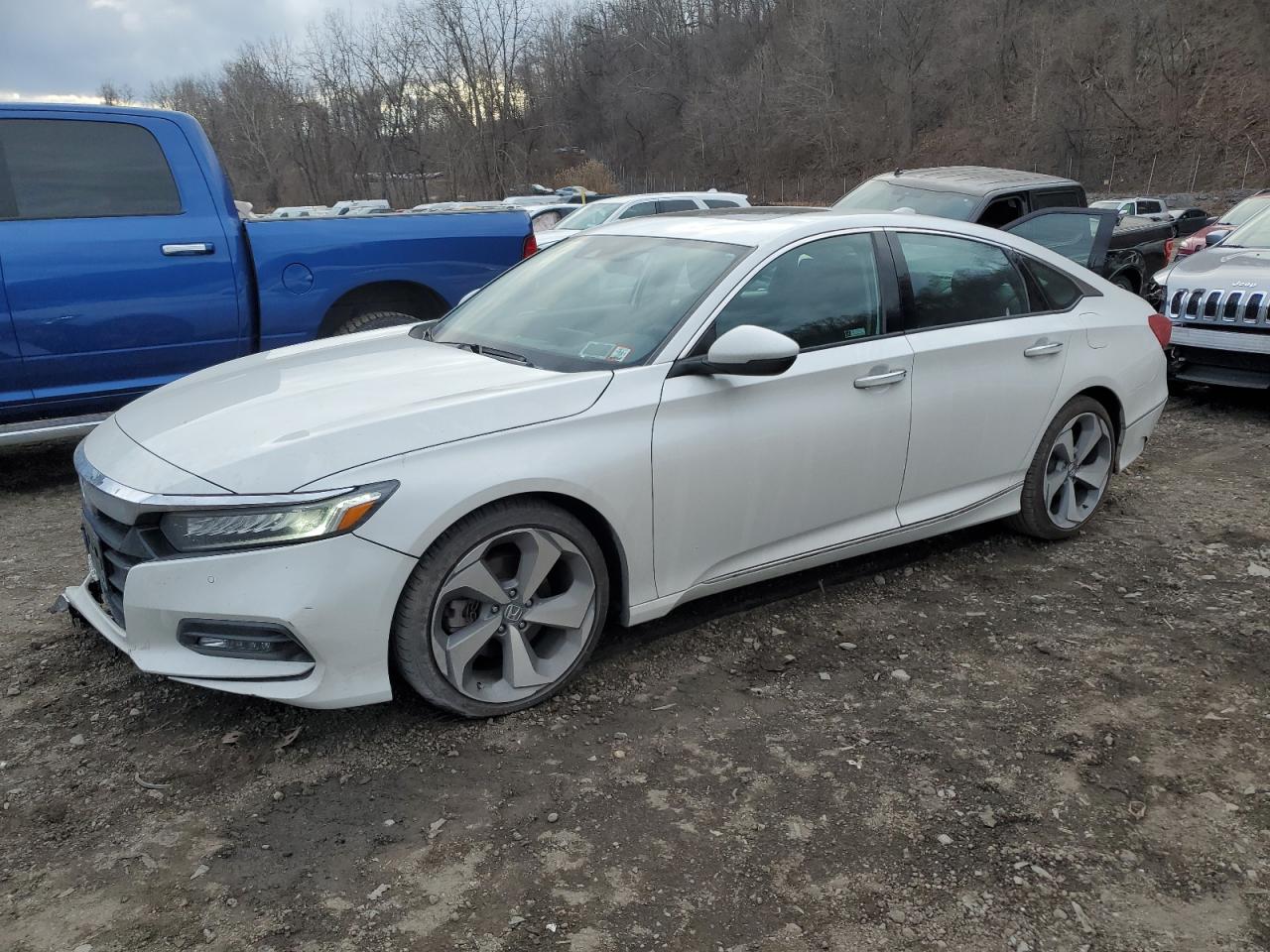 2020 Honda Accord VIN 1HGCV2F98LA028418