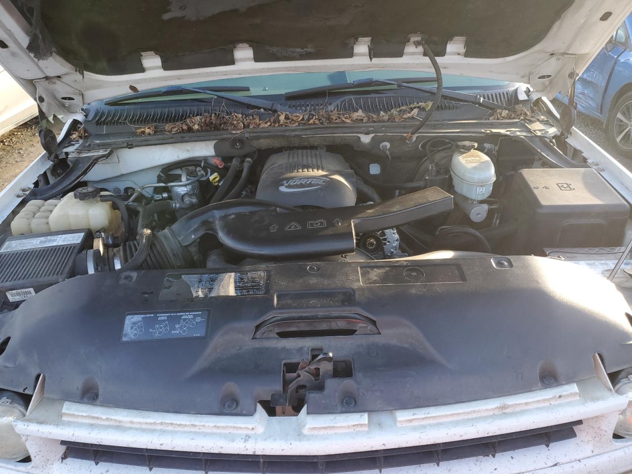 2003 Chevrolet Tahoe VIN 1GNEK13Z63R222761 Copart auction photo, mechanical damage thumbnail 12