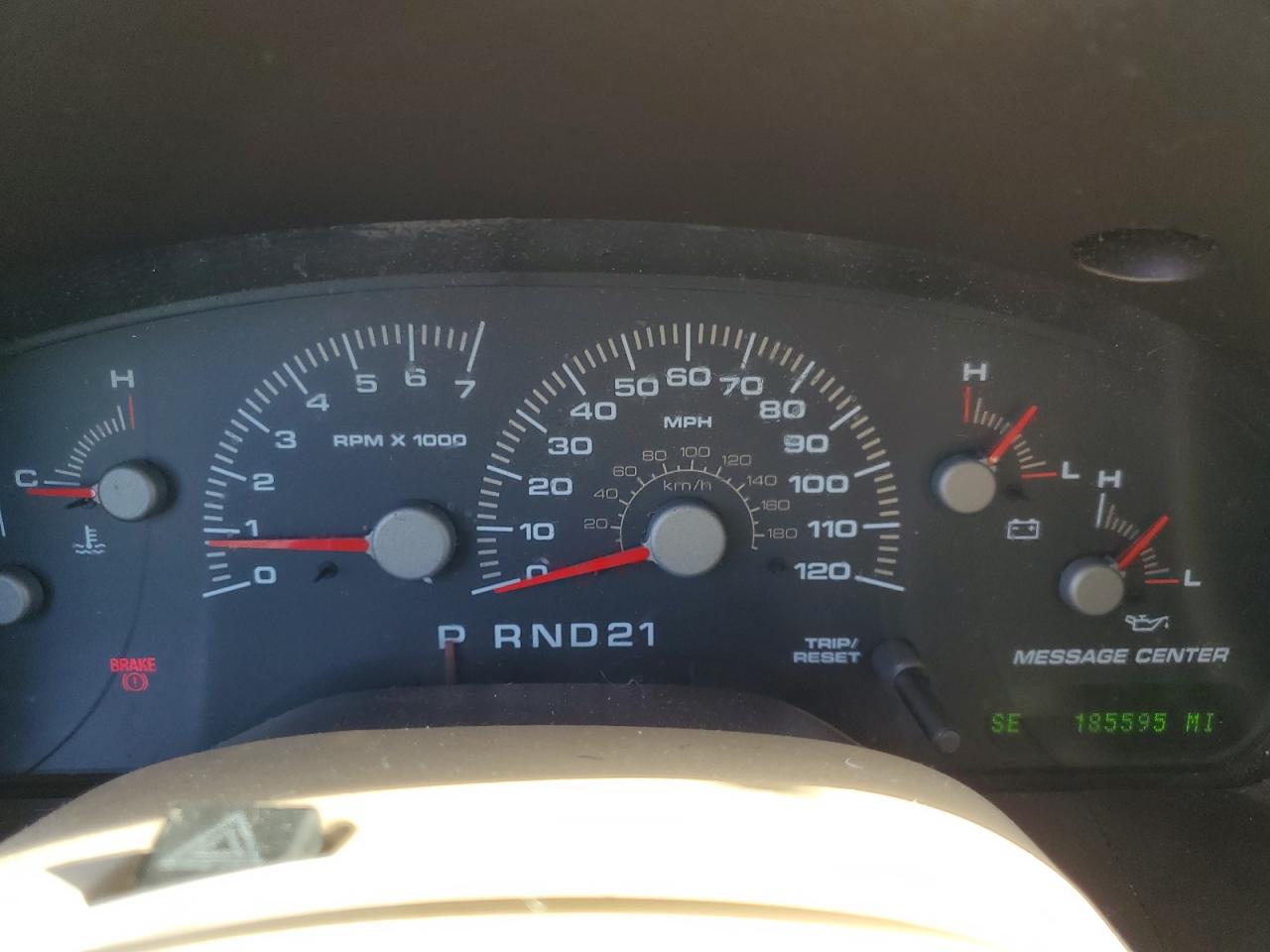 2004 Ford Expedition VIN 1FMFU18L54LB22209 Copart auction photo, side / front end damage thumbnail 9
