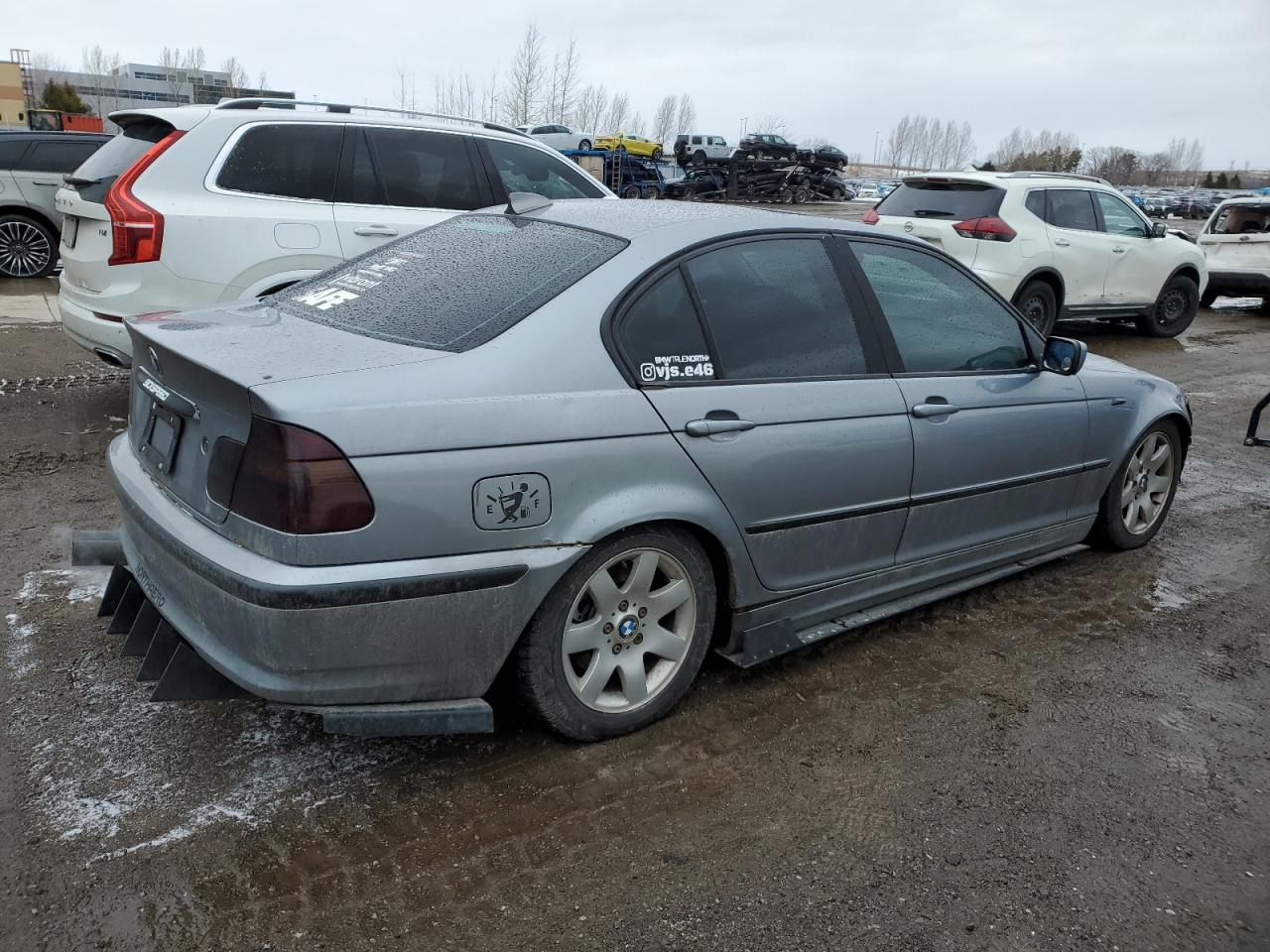 2004 BMW 3er VIN WBAEV33434KR35625 Copart auction photo, front end / undercarriage damage thumbnail 3