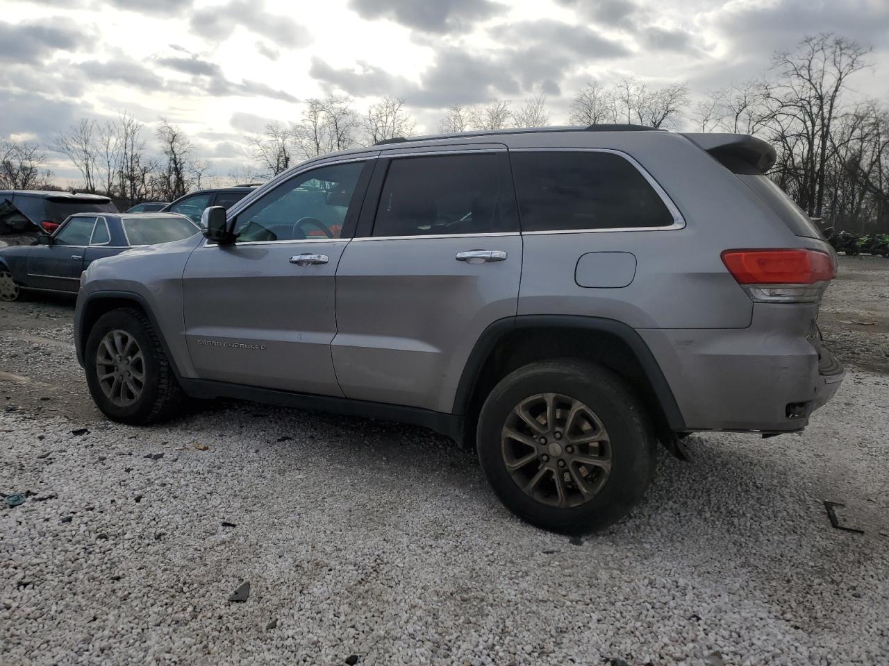 2015 Jeep Grand Cherokee VIN 1C4RJFBG1FC763105 Copart auction photo, rear end / front end damage thumbnail 2