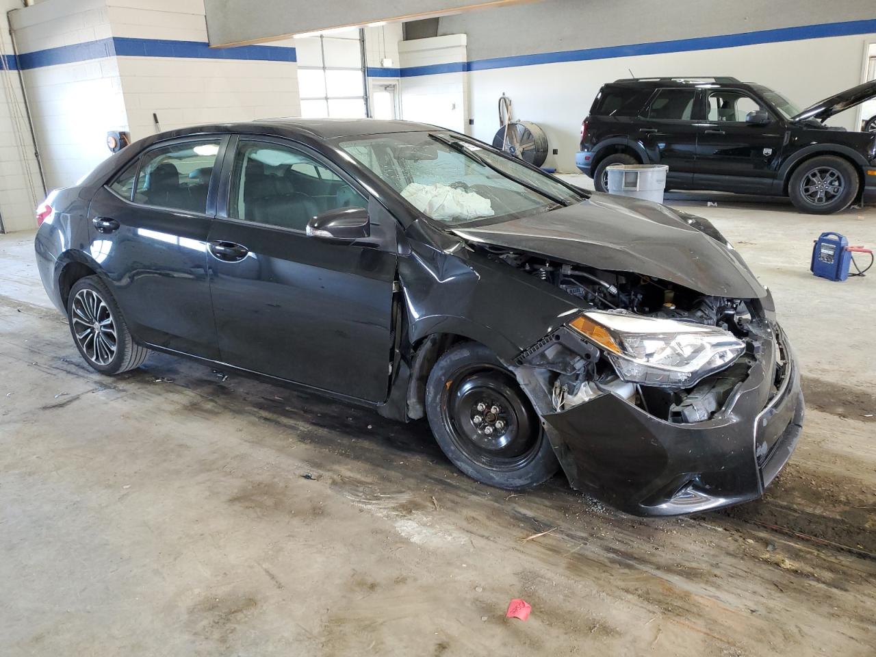 2014 Toyota Corolla VIN 2T1BURHE6EC083738 Copart auction photo, front end / undercarriage damage thumbnail 4