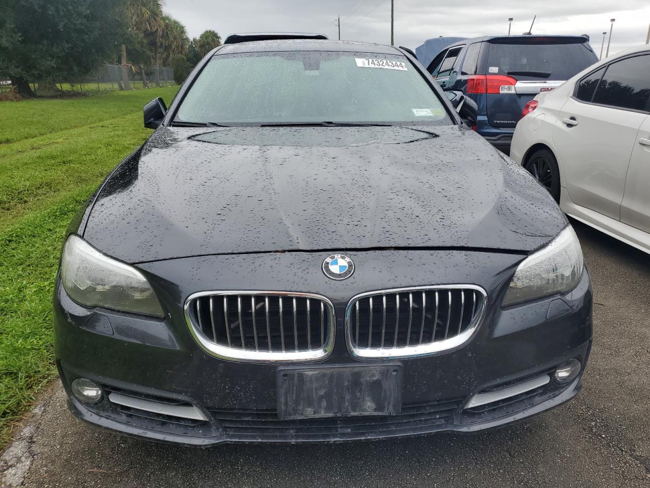 2016 BMW 5er VIN WBA5B3C50GG252421 Copart auction photo, water/flood damage thumbnail 5