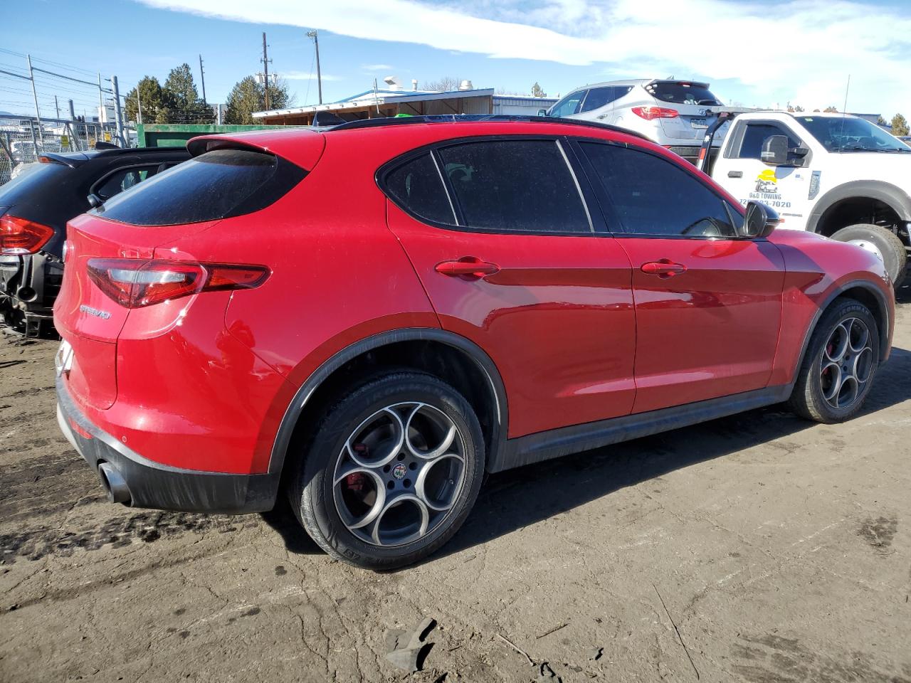 2018 Alfa Romeo Stelvio VIN ZASFAKNN0J7B95475 Copart auction photo, front end damage thumbnail 3