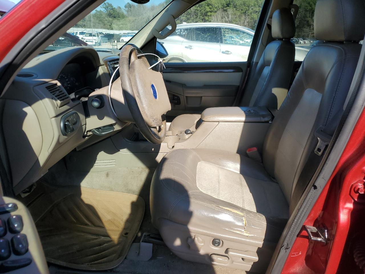 2004 Ford F-150 VIN 1FMDU64W54UA36722 Copart auction photo, front end damage thumbnail 7