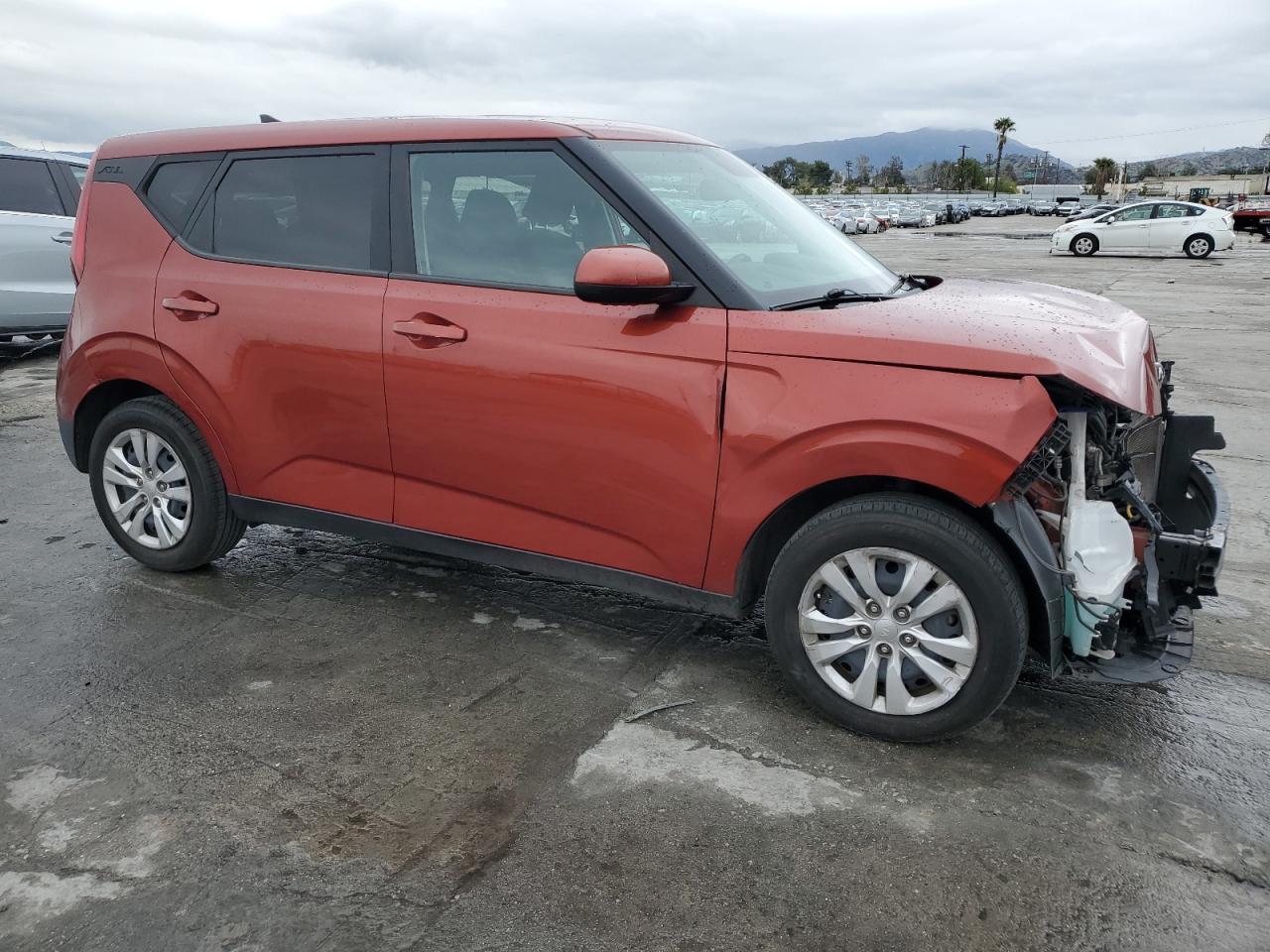 2021 KIA Soul VIN KNDJ23AU5M7790359 Copart auction photo, front end damage thumbnail 4