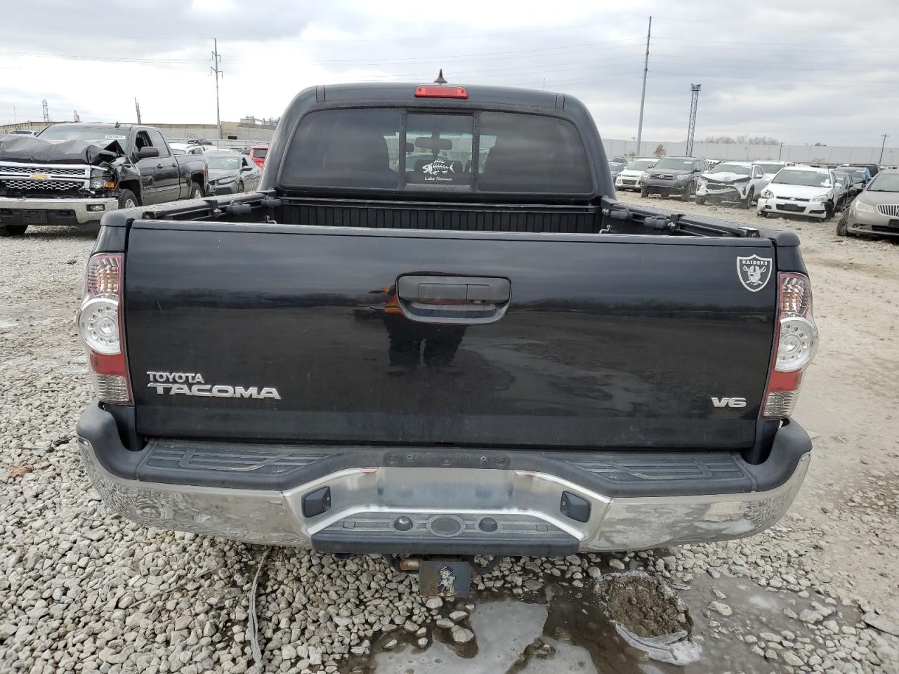 2014 Toyota Tacoma VIN 5TFLU4EN0EX096322 Copart auction photo, front end / minor dent/scratches damage thumbnail 6