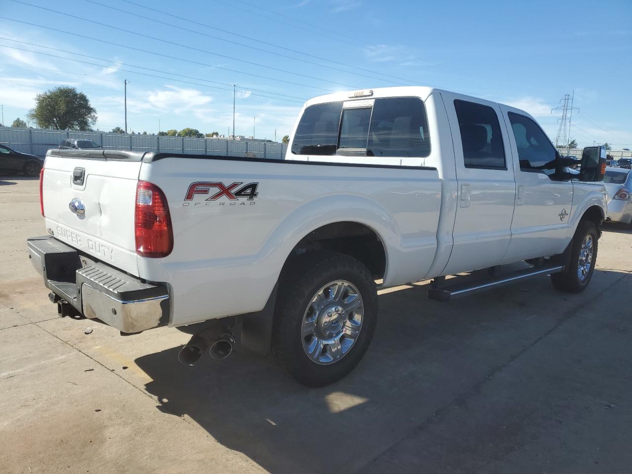 2015 Ford F250 VIN 1FT7W2BT1FEB10504 Copart auction photo, front end / minor dent/scratches damage thumbnail 3