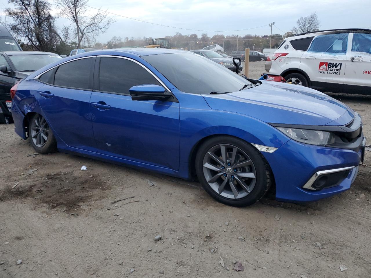 2019 Honda Civic VIN 19XFC1F32KE204575 Copart auction photo, side / minor dent/scratches damage thumbnail 4