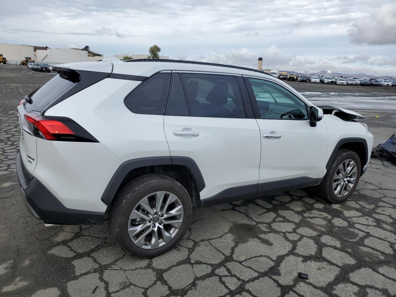 2023 Toyota RAV 4 VIN 2T3N1RFV8PW386151 Copart auction photo, front end damage thumbnail 3
