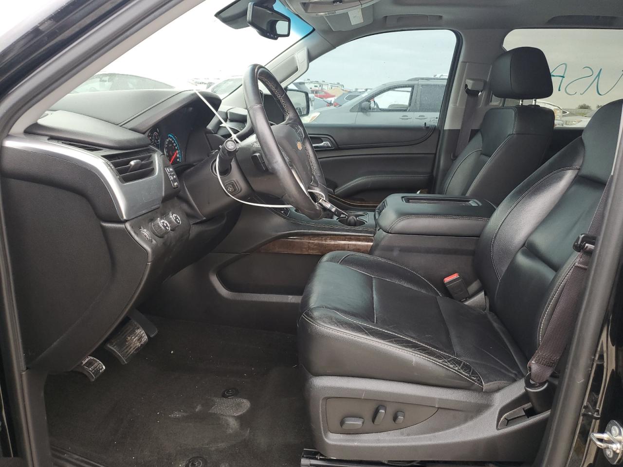 2017 Chevrolet Suburban VIN 1GNSKHKC9HR327844 Copart auction photo, all over damage thumbnail 7