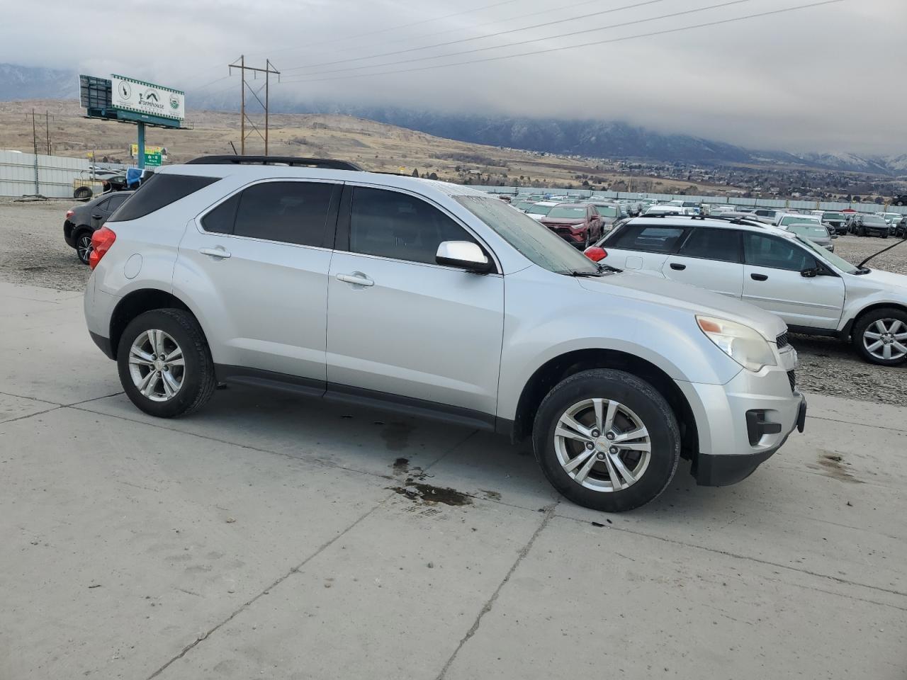 2014 Chevrolet Equinox VIN 2GNFLFEK0E6346800 Copart auction photo, side / all over damage thumbnail 4