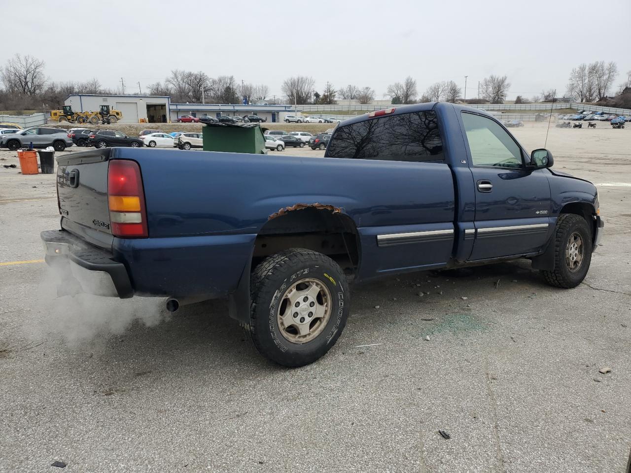 2002 Chevrolet Silverado VIN 1GCEK14T52Z214216 Copart auction photo, front end / side damage thumbnail 3